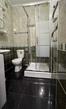 3-к квартира, вторичка, 58м2, 1/2 этаж