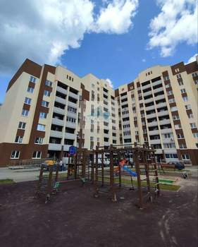2-к квартира, вторичка, 66м2, 1/10 этаж
