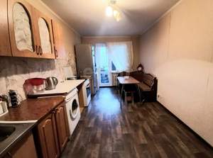 2-к квартира, вторичка, 58м2, 3/10 этаж