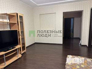 3-к квартира, вторичка, 78м2, 1/10 этаж