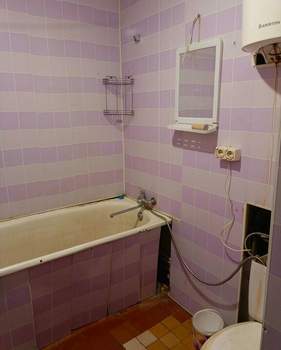 2-к квартира, вторичка, 40м2, 1/5 этаж