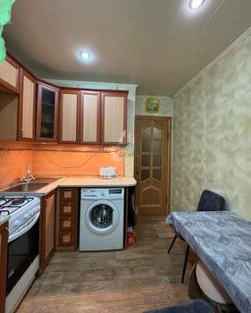 2-к квартира, вторичка, 44м2, 1/6 этаж