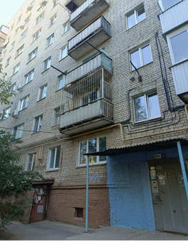 2-к квартира, вторичка, 53м2, 1/9 этаж