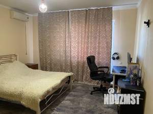 2-к квартира, вторичка, 62м2, 1/10 этаж