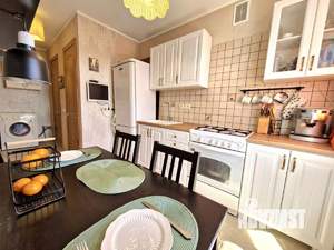 3-к квартира, вторичка, 55м2, 9/9 этаж