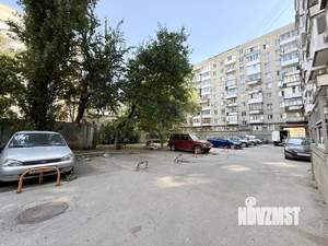 3-к квартира, вторичка, 60м2, 1/10 этаж