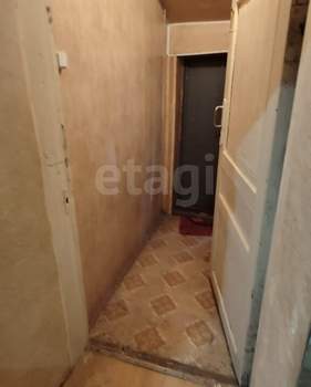 2-к квартира, вторичка, 40м2, 1/1 этаж