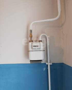 2-к квартира, вторичка, 60м2, 1/10 этаж