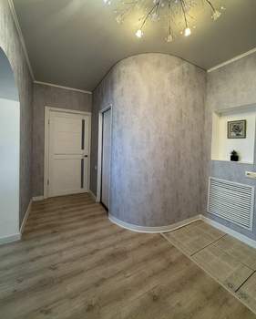 2-к квартира, вторичка, 63м2, 7/7 этаж