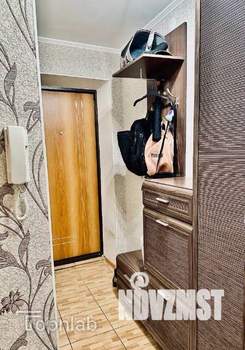 2-к квартира, вторичка, 49м2, 1/6 этаж