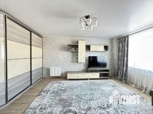 2-к квартира, вторичка, 68м2, 10/17 этаж