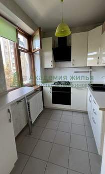 5-к квартира, вторичка, 95м2, 4/4 этаж