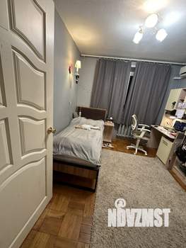 4-к квартира, вторичка, 75м2, 4/10 этаж