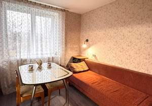 1-к квартира, вторичка, 42м2, 3/10 этаж