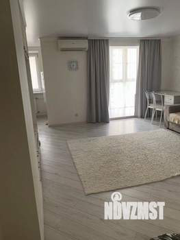 Студия квартира, вторичка, 37м2, 3/10 этаж