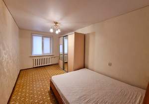 2-к квартира, вторичка, 57м2, 1/10 этаж