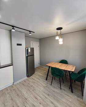 2-к квартира, вторичка, 54м2, 7/10 этаж