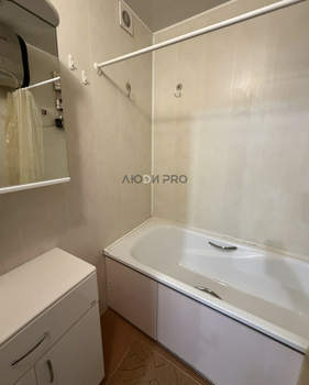 2-к квартира, вторичка, 65м2, 2/5 этаж