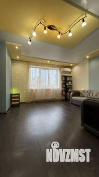 3-к квартира, вторичка, 100м2, 6/22 этаж