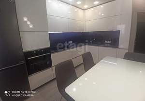 2-к квартира, вторичка, 63м2, 9/16 этаж