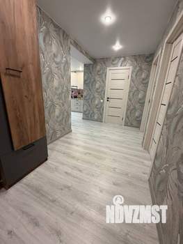 2-к квартира, вторичка, 62м2, 1/10 этаж