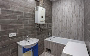 3-к квартира, вторичка, 63м2, 1/4 этаж