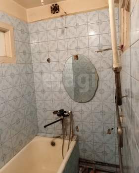 2-к квартира, вторичка, 31м2, 1/5 этаж