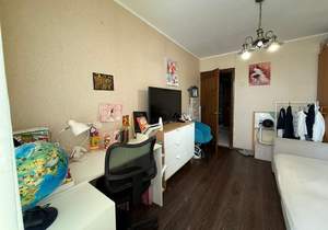 3-к квартира, вторичка, 60м2, 9/9 этаж