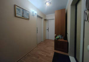 2-к квартира, вторичка, 58м2, 9/10 этаж