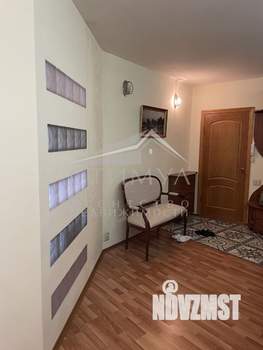 3-к квартира, вторичка, 106м2, 6/6 этаж
