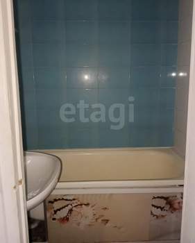 2-к квартира, вторичка, 43м2, 1/9 этаж