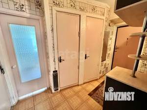 4-к квартира, вторичка, 63м2, 3/5 этаж