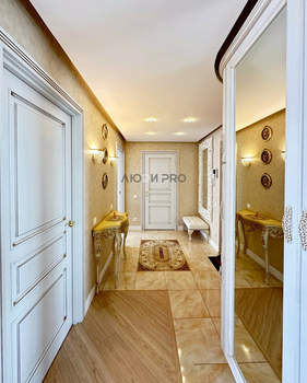 2-к квартира, вторичка, 61м2, 9/16 этаж