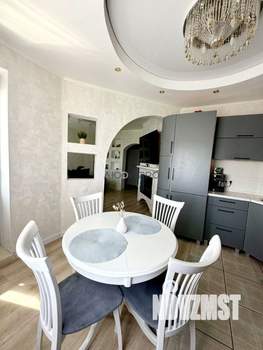 2-к квартира, вторичка, 64м2, 7/7 этаж