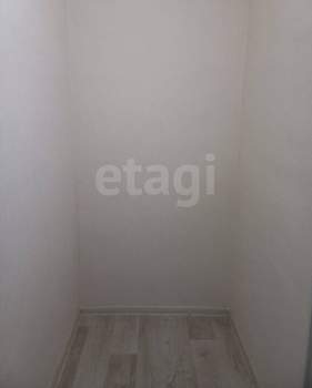 1-к квартира, вторичка, 32м2, 3/8 этаж