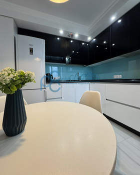 3-к квартира, вторичка, 73м2, 23/23 этаж