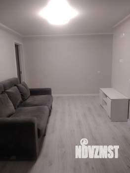 Студия квартира, вторичка, 53м2, 1/6 этаж