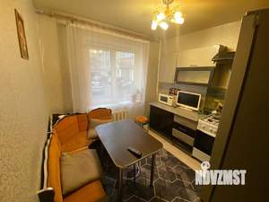 3-к квартира, вторичка, 65м2, 1/9 этаж