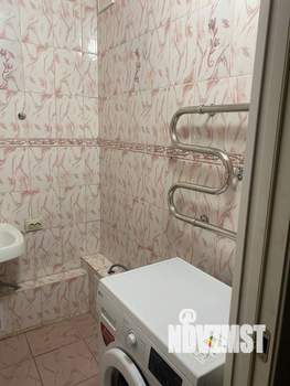 2-к квартира, вторичка, 60м2, 9/10 этаж