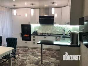 3-к квартира, вторичка, 84м2, 9/10 этаж