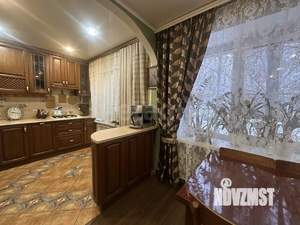 3-к квартира, вторичка, 62м2, 1/5 этаж