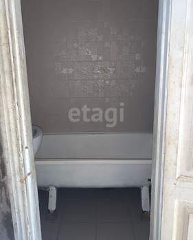 4-к квартира, вторичка, 133м2, 8/9 этаж