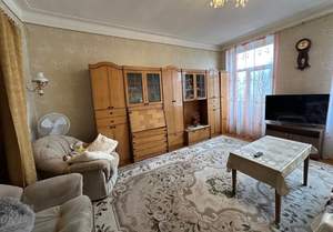 2-к квартира, вторичка, 64м2, 3/5 этаж