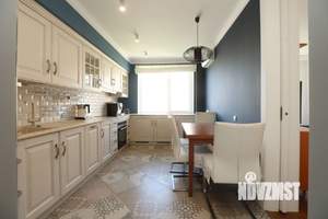 2-к квартира, вторичка, 63м2, 8/16 этаж