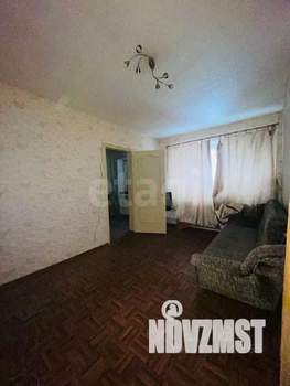 2-к квартира, вторичка, 42м2, 1/5 этаж