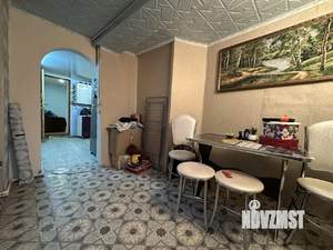 3-к квартира, вторичка, 60м2, 1/1 этаж