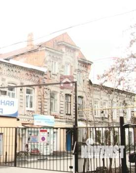 3-к квартира, вторичка, 90м2, 1/3 этаж