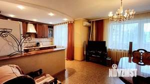 3-к квартира, вторичка, 82м2, 8/10 этаж