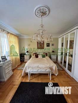4-к квартира, вторичка, 170м2, 6/9 этаж