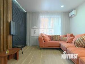 2-к квартира, вторичка, 82м2, 1/10 этаж